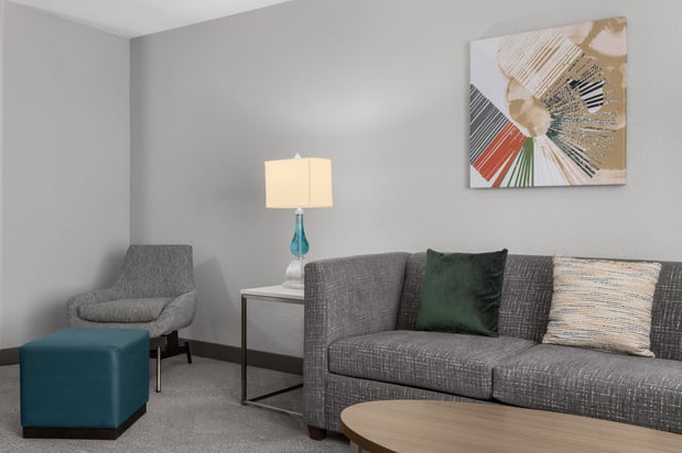 Images Holiday Inn Coralville - Iowa City by IHG