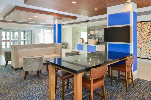 Images Holiday Inn Express & Suites Chadron by IHG