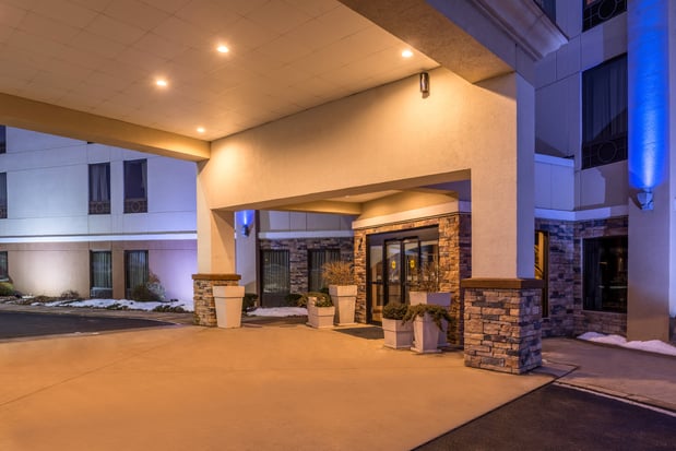 Images Holiday Inn Express Lewisburg/New Columbia by IHG