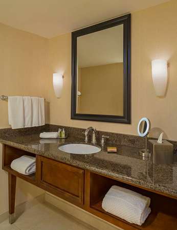 Images DoubleTree by Hilton Hotel Austin