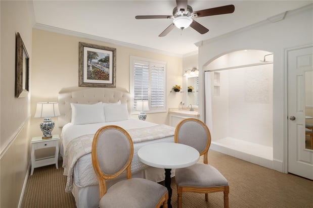 Images Best Western Grandma's Feather Bed