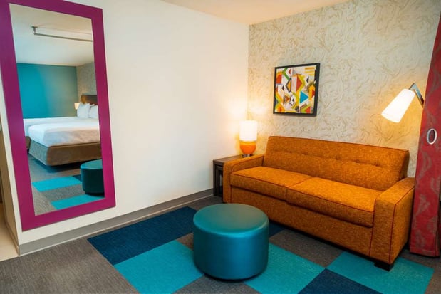 Images Home2 Suites by Hilton Bakersfield