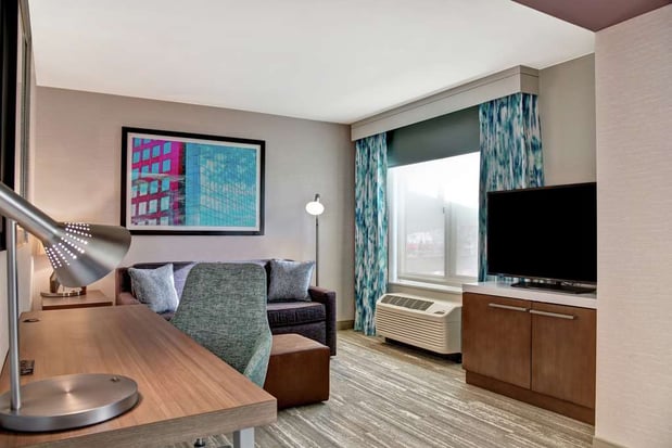 Images Hilton Garden Inn Kansas City/Kansas