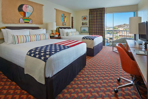 Images Graduate by Hilton Tempe