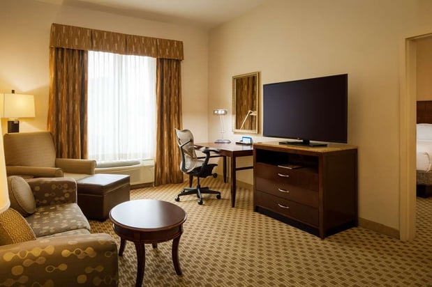Images Hilton Garden Inn Cincinnati Blue Ash