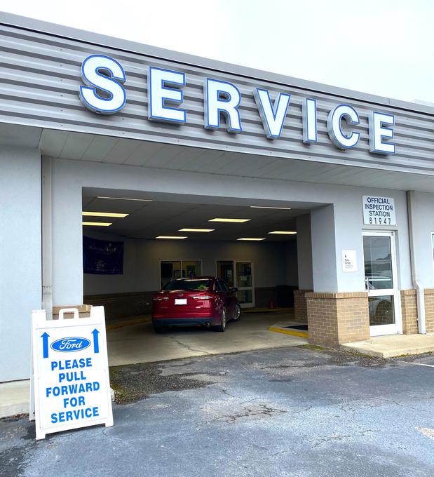 Images Capital Ford of Lillington