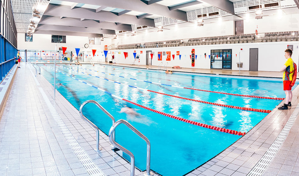 With a 33m main pool and teaching pool, there’s plenty of opportunity to get active in the water. We Stratford Leisure Centre Stratford-upon-Avon 01789 268826