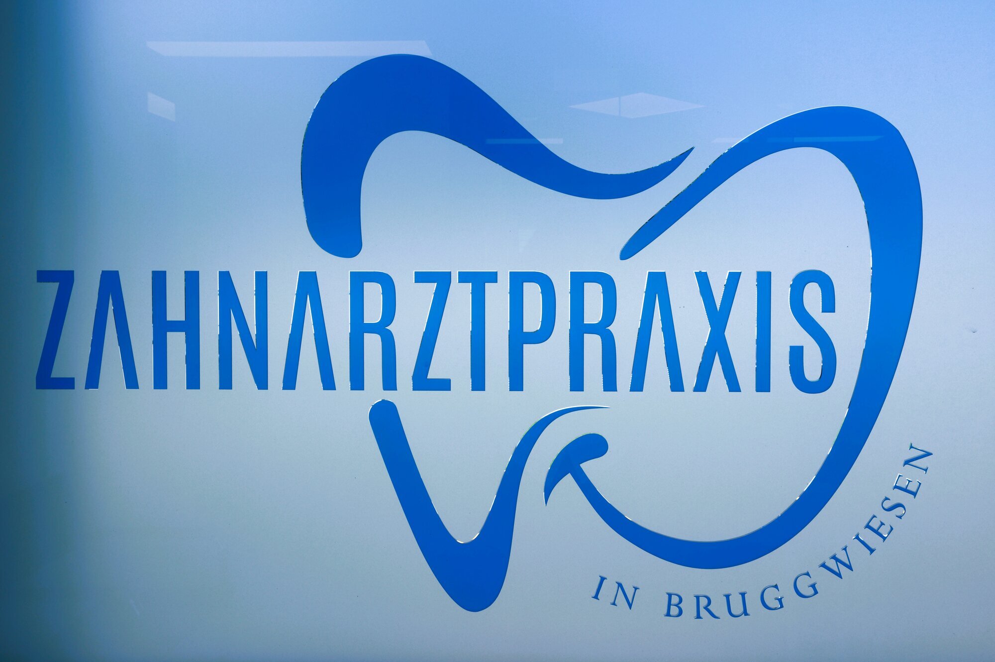 Bilder Zahnarztpraxis in Bruggwiesen