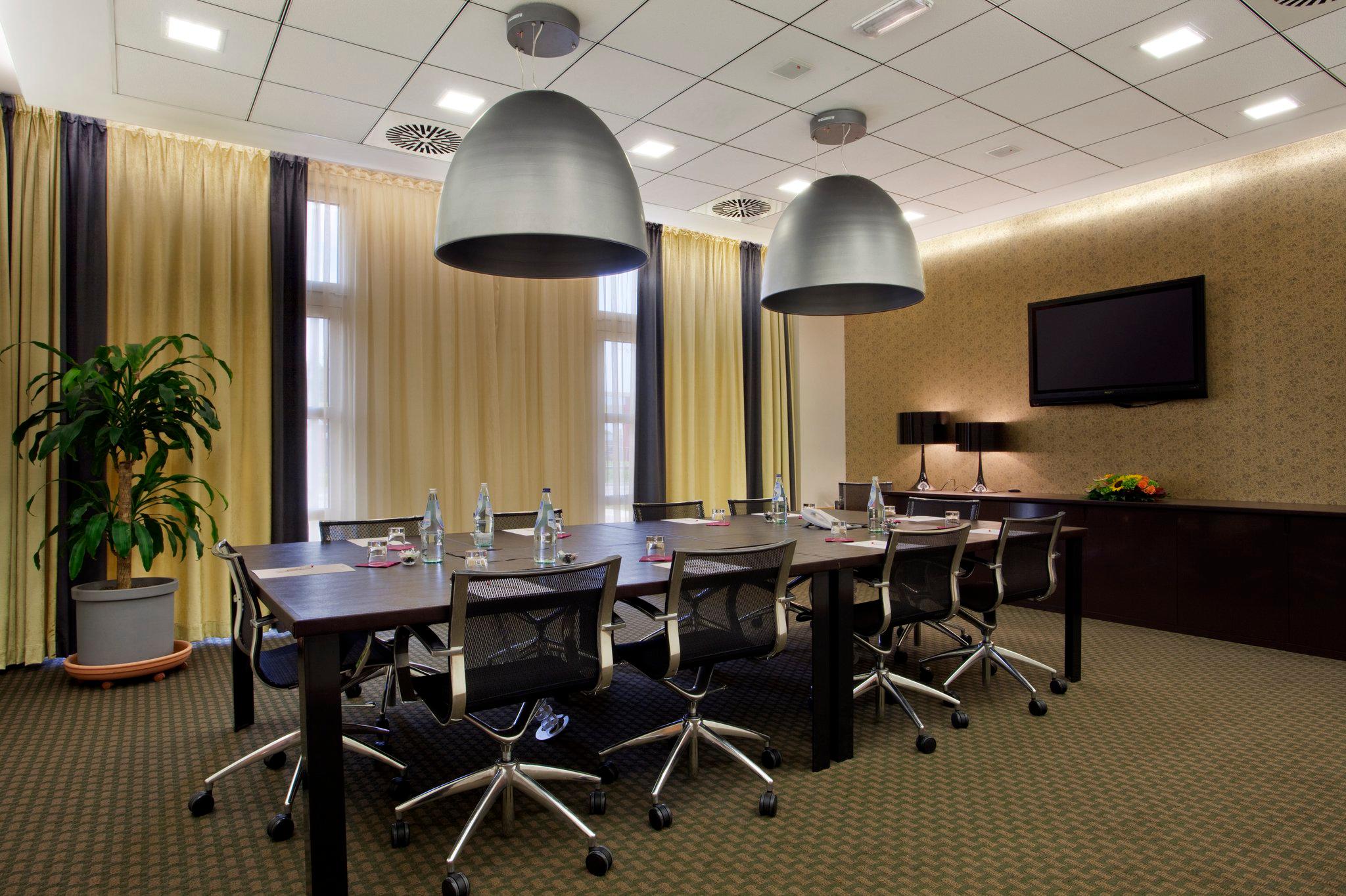Crowne Plaza Padova by IHG