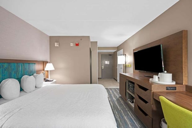 Images Hampton Inn Cleveland-Westlake