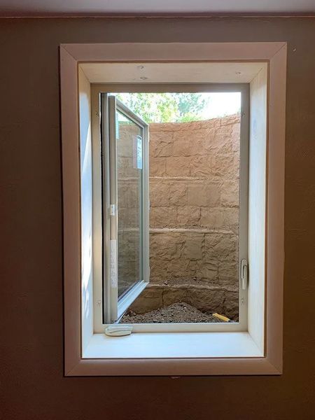 Images Egress, Inc.