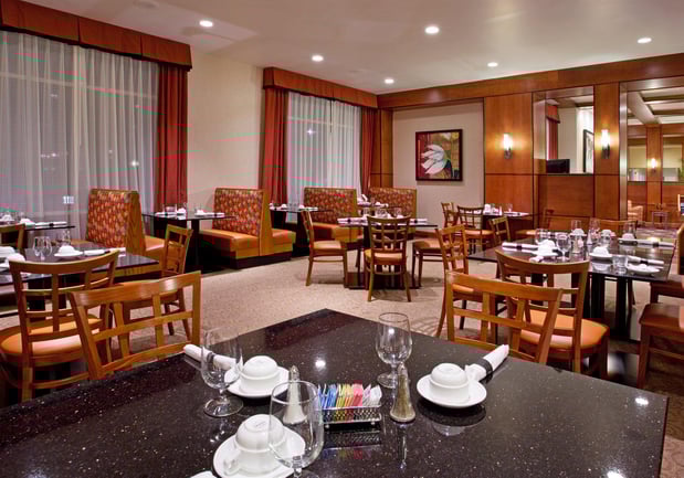 Images Holiday Inn Purdue - Fort Wayne by IHG