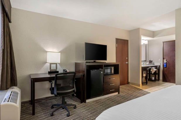 Images Best Western Plus Jonesboro Inn & Suites