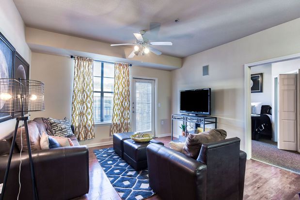 Images Maverick Place Apartments