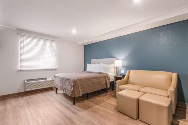 Images WoodSpring Suites Doral Miami Airport