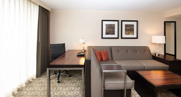 Images DoubleTree by Hilton Hotel & Suites Charleston Airport