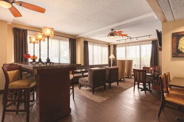 Images Hampton Inn Des Moines-Airport
