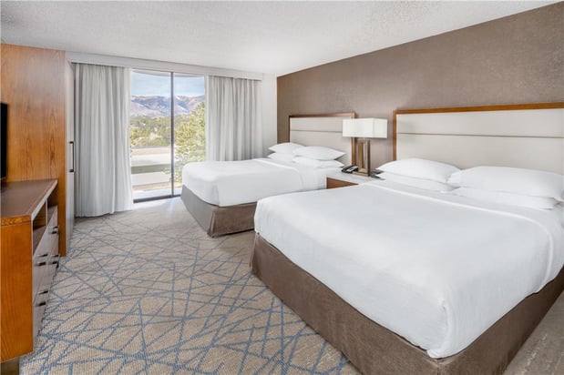 Images Embassy Suites by Hilton Colorado Springs