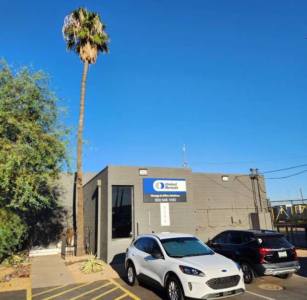 Images United Rentals - Storage Containers and Mobile Offices