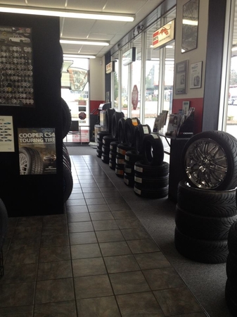 Images Fast Eddie's Tire Pros