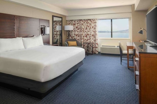 Images DoubleTree by Hilton Hotel San Francisco Airport