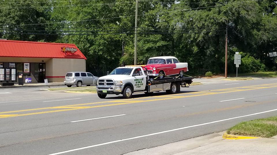 Call now for a towing service you can count on!