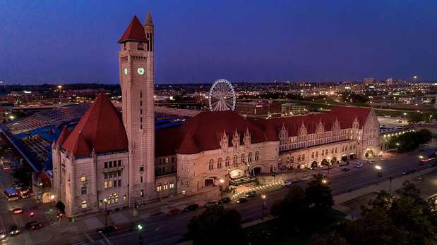 Images St. Louis Union Station Hotel, Curio Collection by Hilton