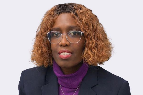 Dr. Gloria Omoruyi, Optometry Partner in our Cataraqui Centre store