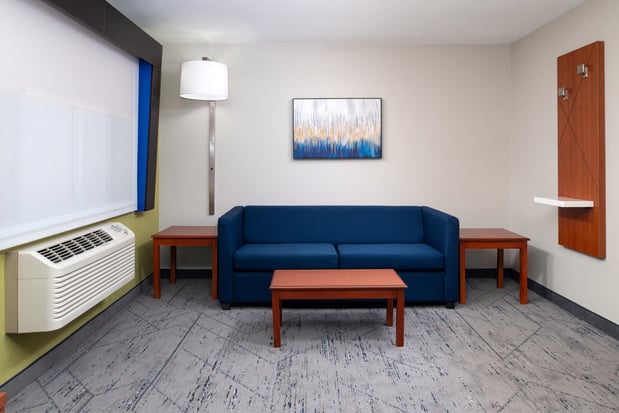 Images Holiday Inn Express & Suites Farmington (Bloomfield) by IHG