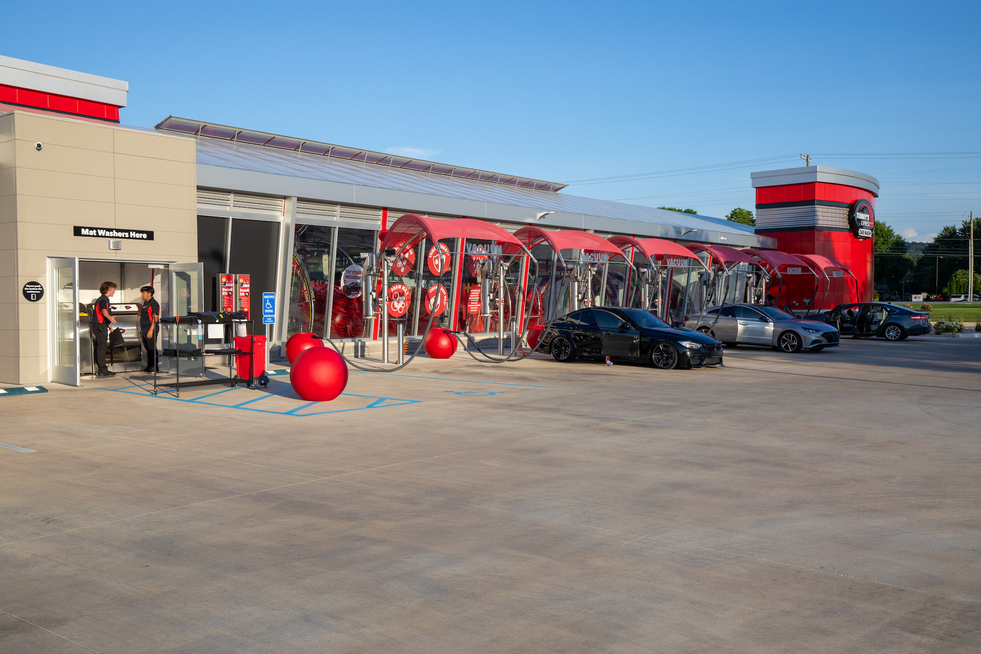 Tommy's Express Car Wash Image