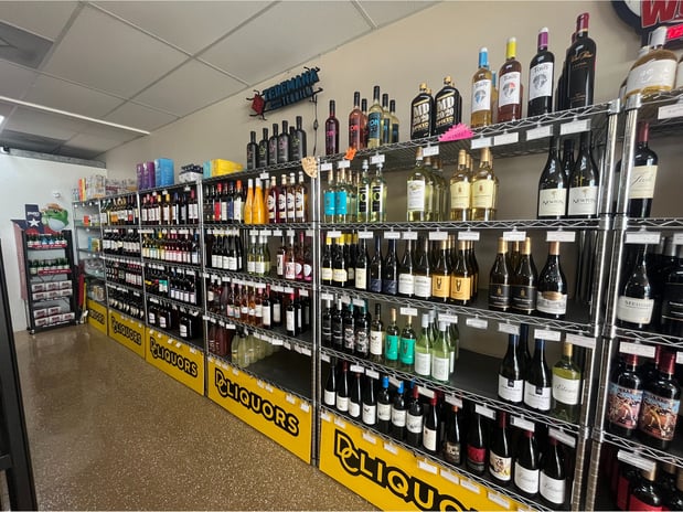 Images DC Liquors - NW Military