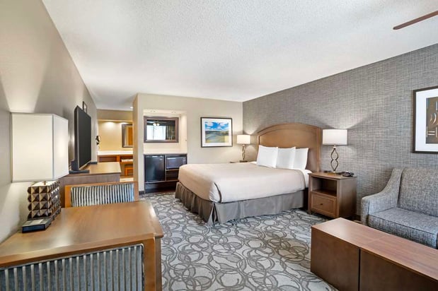 Images Best Western Plus Black Oak