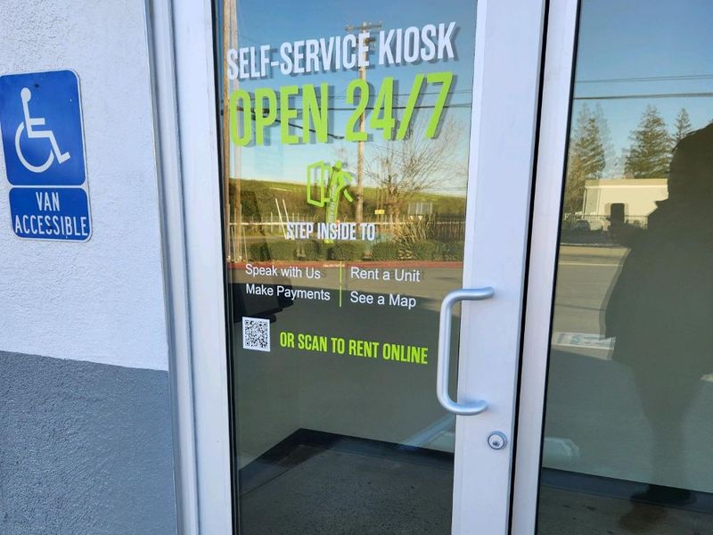 Extra Space Storage Image