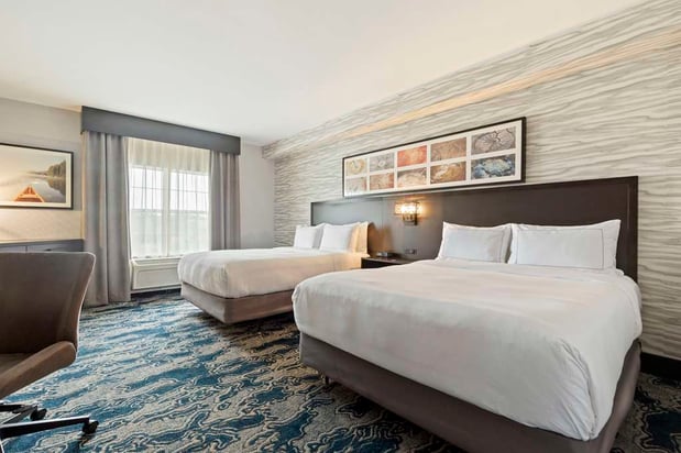 Images DoubleTree by Hilton Front Royal Blue Ridge Shadows