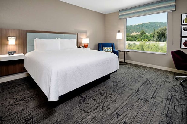 Images Hampton Inn & Suites Gilroy