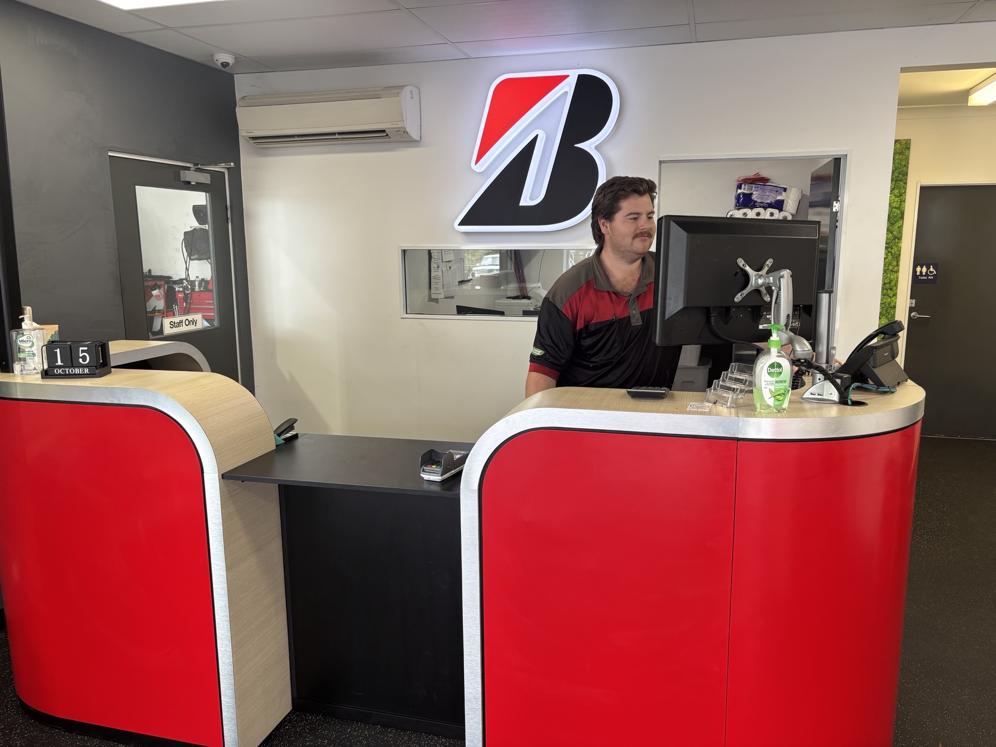 Images Bridgestone Select Tyre & Auto Bethania