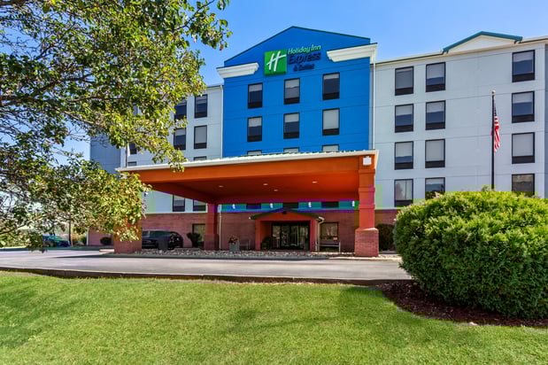 Images Holiday Inn Express & Suites Charleston-Southridge by IHG