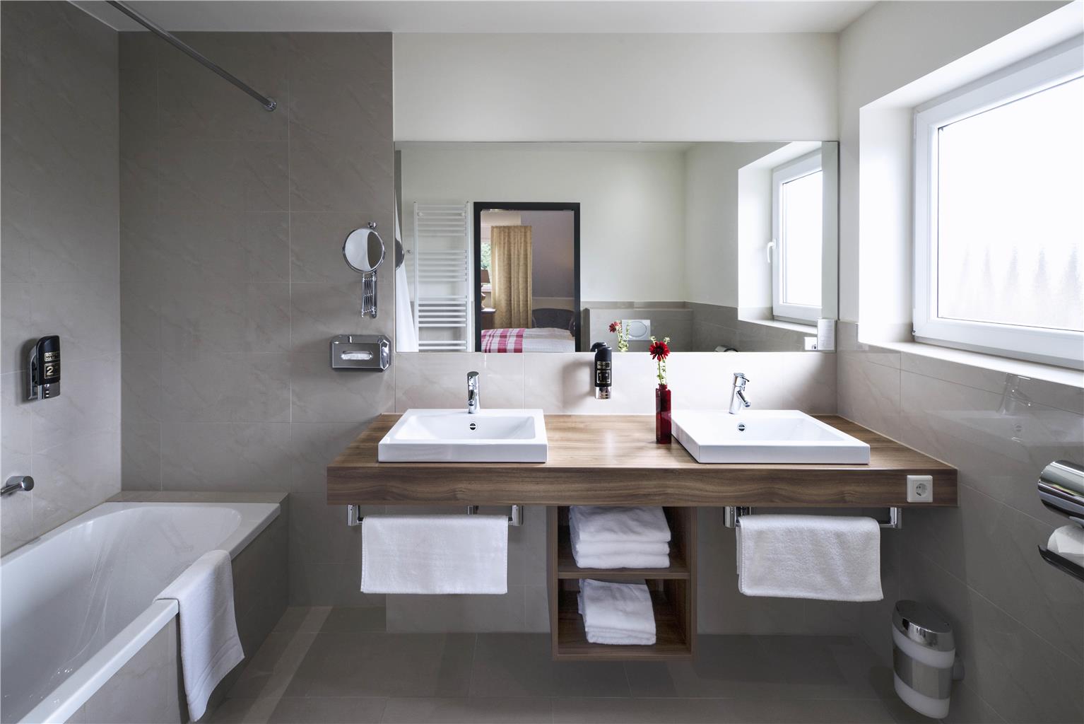 Best Western Hotel Brunnenhof, Hauptstrasse 231 in Weibersbrunn