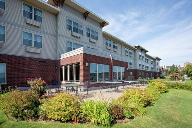 Images Hampton Inn Duluth Canal Park
