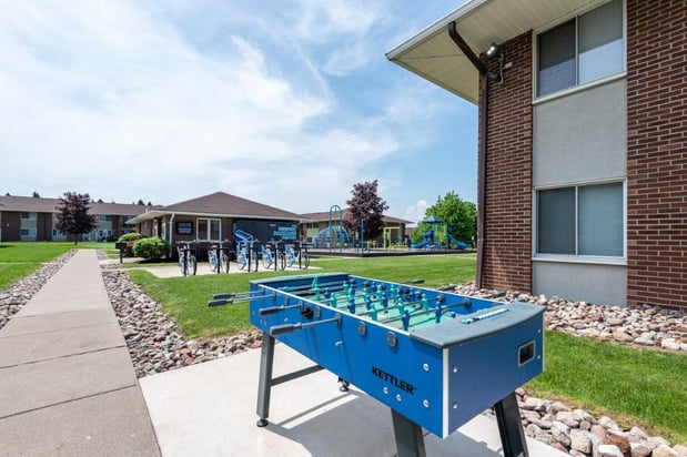 Images Creek Hill Apartment Homes