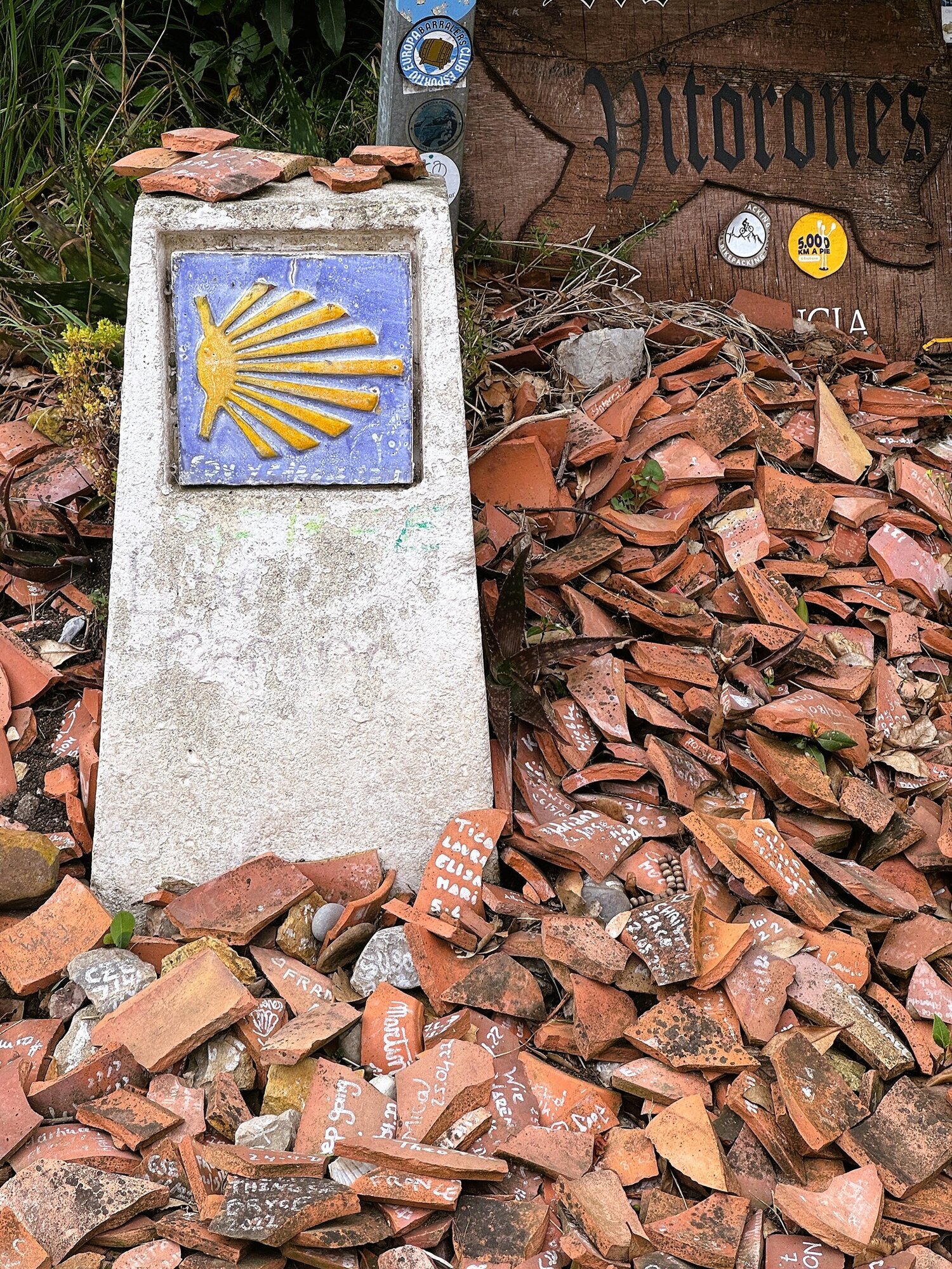 Wo die Erde aufhört  - VON IRUN BIS ANS ENDE DER WELT in Korschenbroich