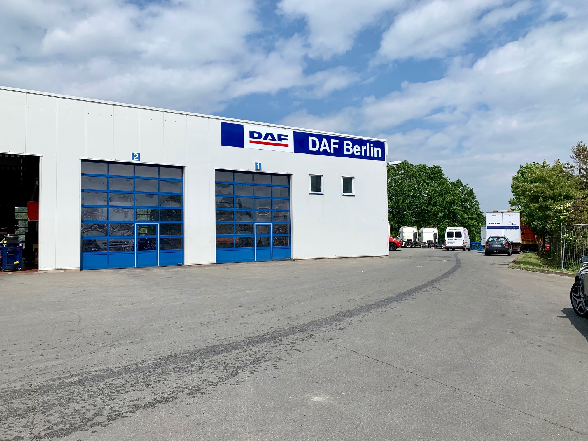 DAF Berlin GmbH | DAF LKW Verkauf & Service, Möbel-Hübner-Straße 6 in Ahrensfelde