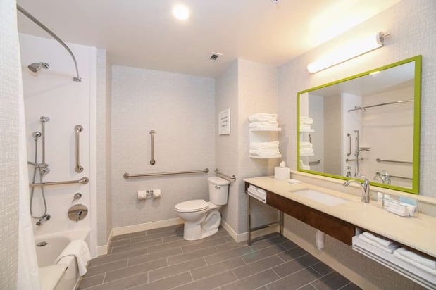 Images Hampton Inn & Suites Cincinnati Liberty Township