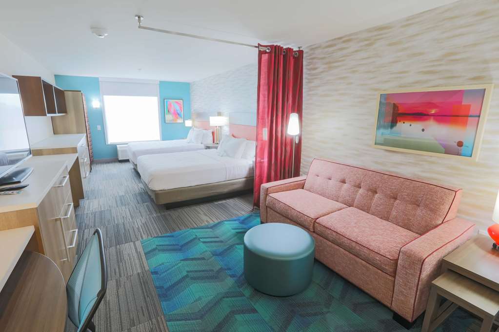Guest room