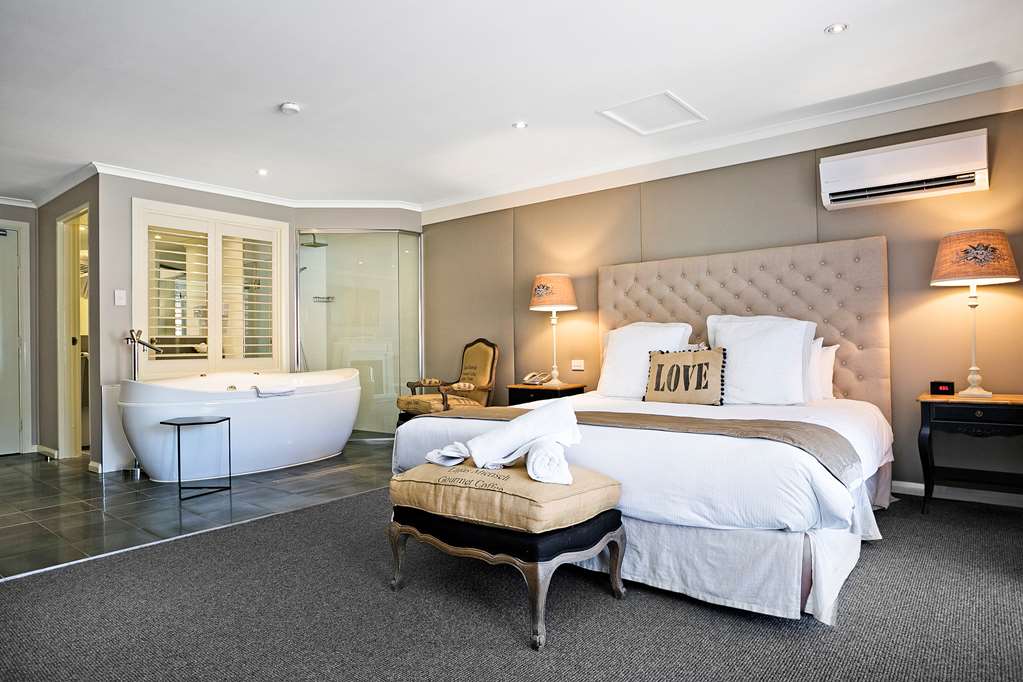 Images Best Western Sanctuary Inn