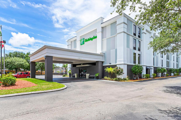 Images Holiday Inn St. Petersburg West