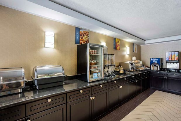Images Best Western Harrisburg North