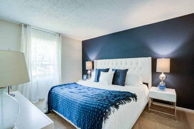 Images Park at Lake Magdalene Apartments & Townhomes