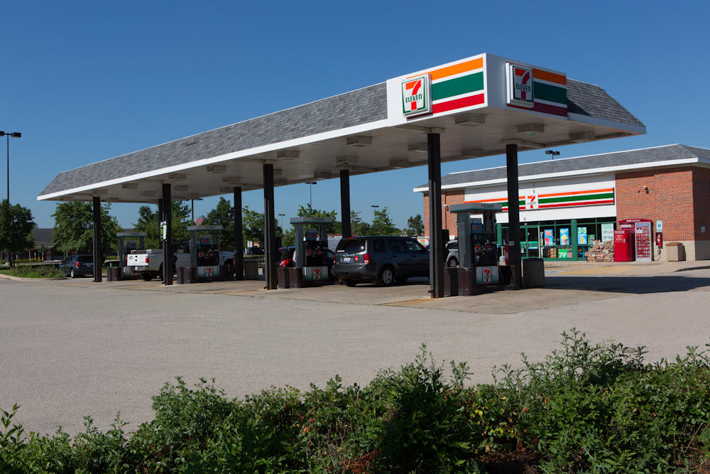 7-Eleven at Elk Grove Town Shopping Center