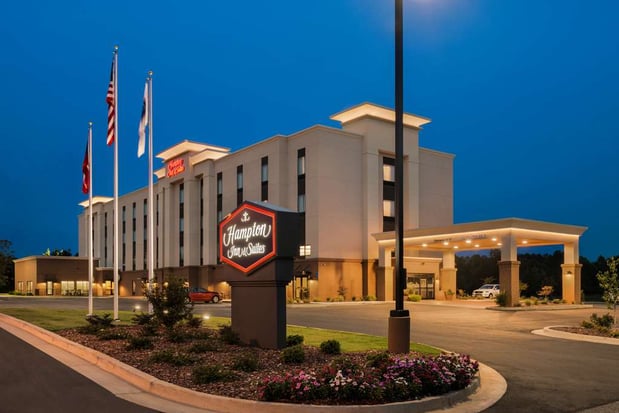 Images Hampton Inn & Suites Lavonia